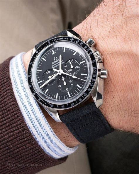 omega speedmaster change strap|Omega Speedmaster professional straps.